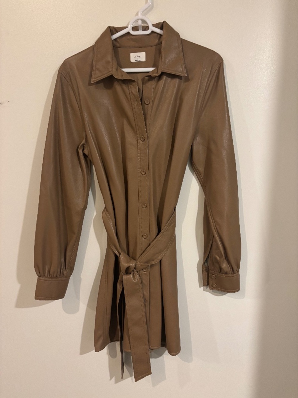 Wilfred, Size S